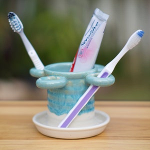 Pottery Toothbrush Holder in Turquoise Glaze