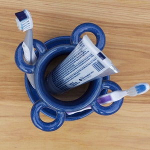 Blue - Original Blue Pottery Ceramic Toothpaste / Toothbrush Stand