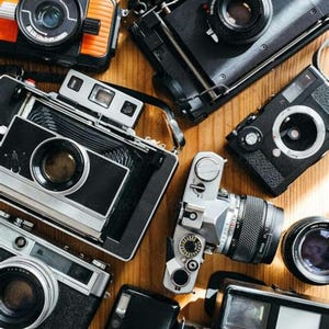 Vintage Halina Paulette 35 mm Camera (West Germany) + Kodak Instamatic 255X + Coronet 4×4 Box Camera – Retro Film Camera Trio for Decor