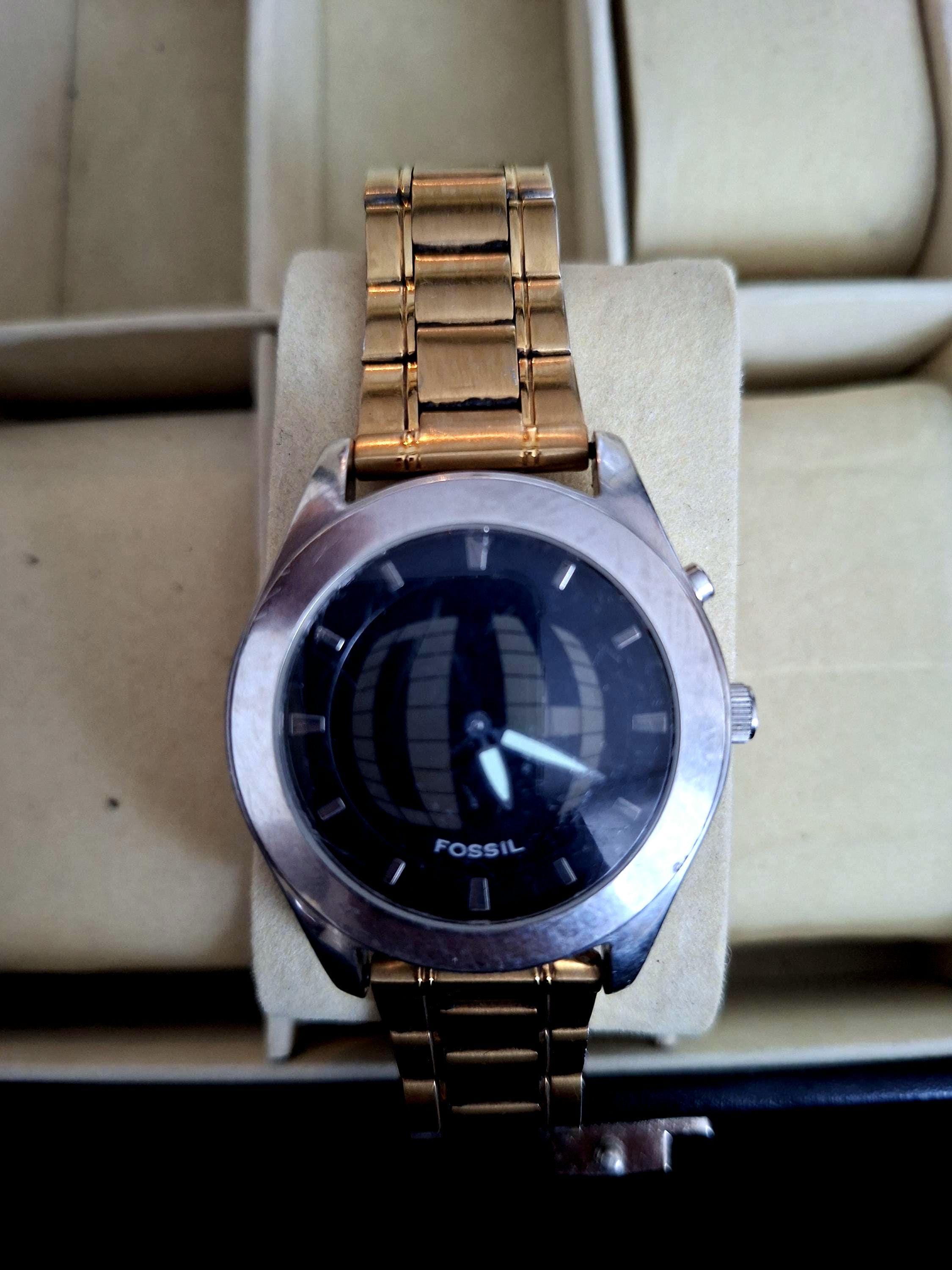 希少✨ FOSSIL BIGTIC ビッグティック 腕時計 黒 y2k アナデジ big tic 00s watch y2k 丸型 Fossil - メルカリ