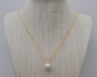 Irish Cord and Pearl Pendant Necklace - Yellow shown