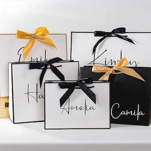 Personalized Bridesmaid Gift Bags, Custom Elegant Wedding Gift Bags, Bachelorette Party Bag, Ribbon Tie Rope Gift Bag, Bridal Party Gift Bag