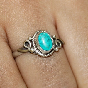 Handmade Sterling Silver Turquoise Ring: Bohemian Statement Jewelry