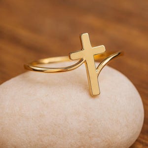Minimalistischer Goldkreuzring: Einstellbarer christlicher Glaubensschmuck