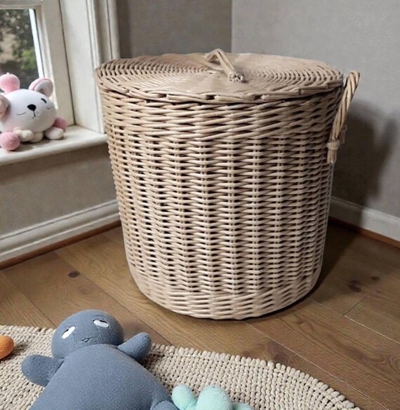 Weidenkorb mit Deckel 36 * 30 cm; 40*40 in: Badezimmer, Nähen, Spielzeug, Wäsche, Wäschekorb