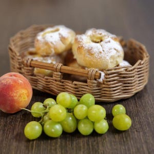 Handmade Wicker Basket with Wooden Handles: Rustic Kitchen & Fruit Decor
