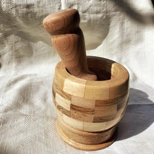 Mörser aus Holz mit Stößel mortier et Pilon handgemachte Küche praktische Küche Dekor Ein Geschenk für einen Koch