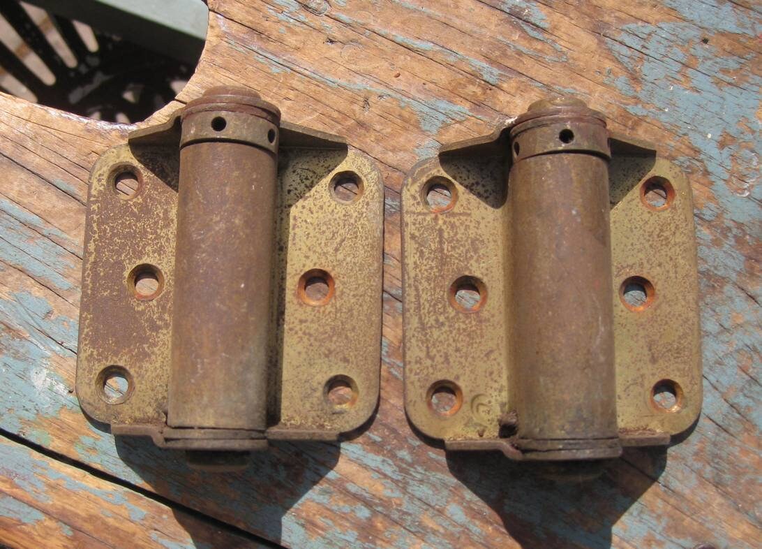 Pair Antique Rusty Hinges Spring Loaded Etsy