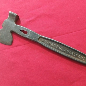 Vintage Crate Axe Hatchet Junior Tomahawk Bridgeport HDW Corp Combination Hammer Tool wood Box Opener