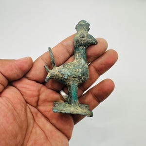 Antique bronze animal from Gandara bronze century