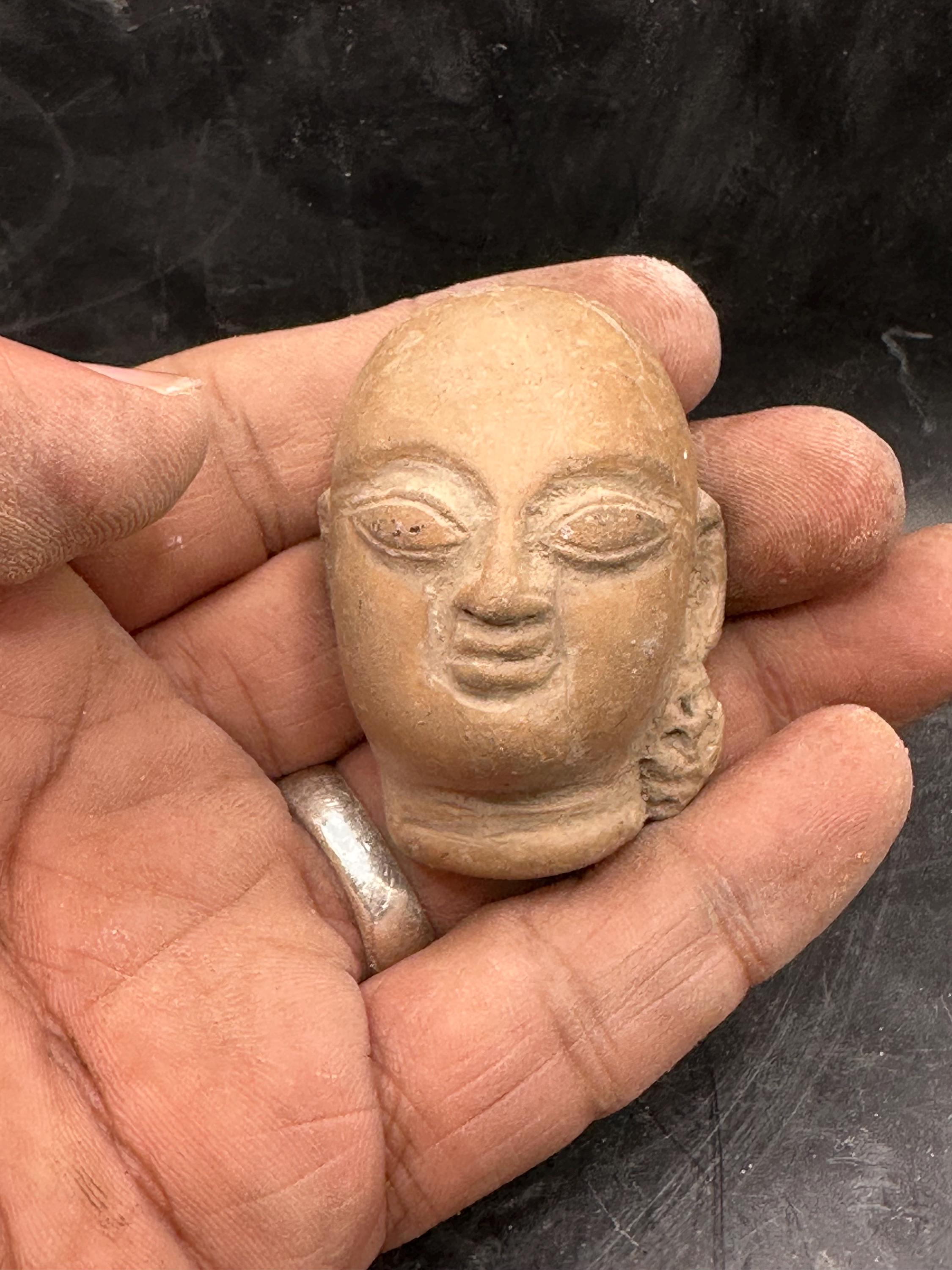 ガンダーラのテラコッタ仏頭 - Etsy 日本