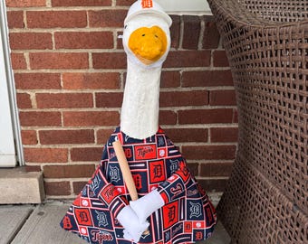Detroit Tigers Porch goose outfits.