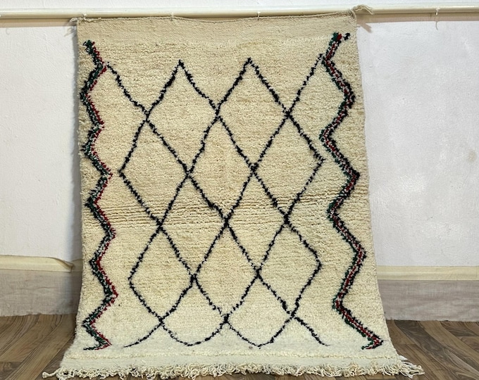 Classic Azilal Rug Handwoven Moroccan Wool Carpet with Diamond & Zigzag for Boho Home Decor