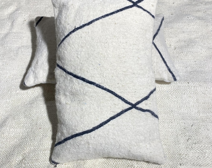 Moroccan Wool Lumbar Pillow Cover - 54x35cm Minimalist Berber Design
