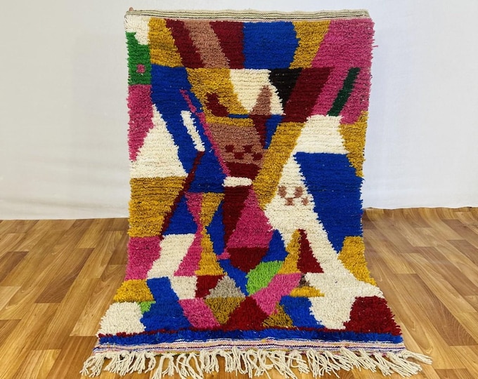 Handwoven Amazigh Wool Rug: Vibrant Berber Tribal Art