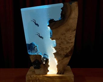 Scuba Diver Epoxy Resin Night Light Birthday Gift, Personalized Handmade Wooden Diving Light, Unique Home Décor Present, Gift for Her