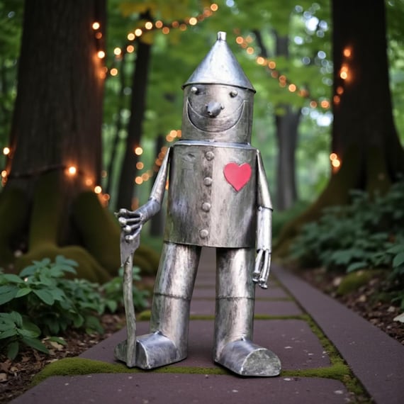 Mini Sitting Tin Man Garden Ornament Metal Man Yard Decor Iconic Character Sculpture for Garden 10 Year Anniversary Gift Idea