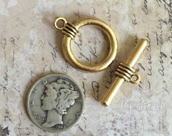 Simple Toggle Clasp Connector - Bronze Gold Pewter - Summer Boho Jewelry Supply Finding - Central Coast Charms