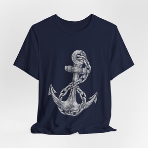 Vintage Nautical Anchor T-Shirt - Unisex Ocean Sailor Shirt - Maritime Gift for Men & Women - Tattoo Style Retro Tee - Coastal Sea Shirt