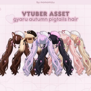Può includere: Una collezione di sette diversi asset di capelli a coda di cavallo gyaru autunnali per VTuber. Ogni stile presenta lunghe code di cavallo ondulate con piccoli fiocchi e un basco o cappello in vari colori, tra cui marrone, biondo, rosa e nero.