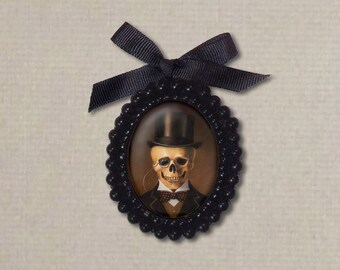 Gothic Brooch - Victorian Portrait Pin, Black Beaded, Handmade, Christmas, Skeleton, Skull, Raven, Halloween, Mourning, Spooky, Gothic Decor