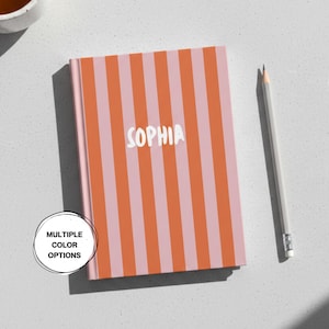 Gepersonaliseerde hardcover dagboek gelinieerd papieren dagboek met naam notitieboek blauwe streep decor roze boekdecor voor verjaardagscadeau voor leraar notities