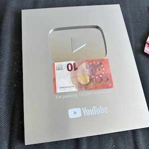 YouTube Silver Play Button Einlöse-Code | 100K Schöpferpreis | Sofortige digitale Lieferung
