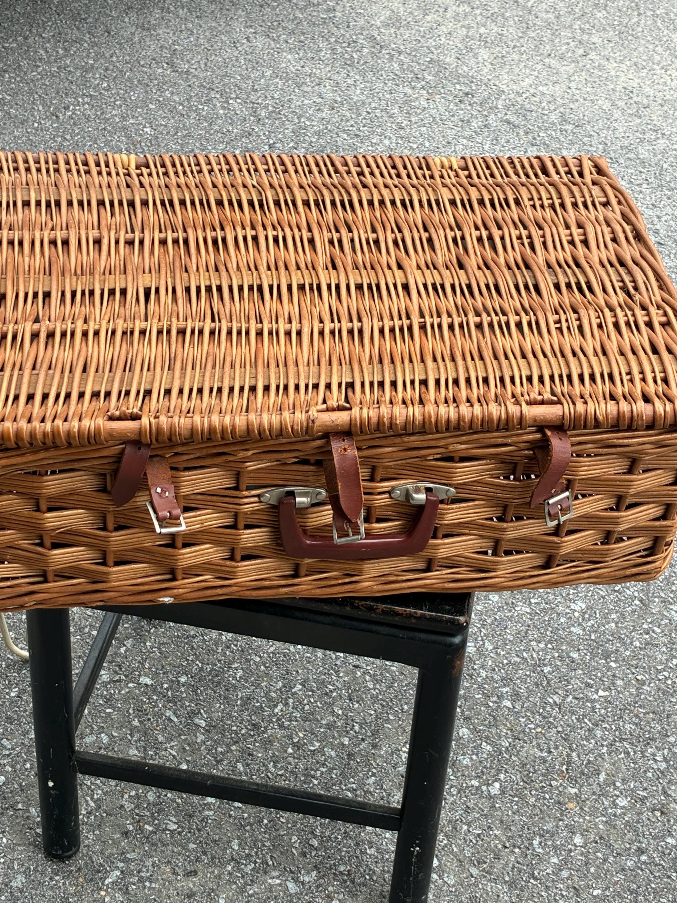Brexton Vintage Picnic Basket - Etsy