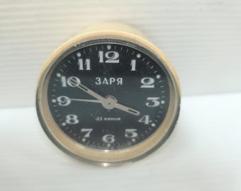Vintage ZARIA Mechanical Alarm Clock, USSR Table Clock, 23 Jewels