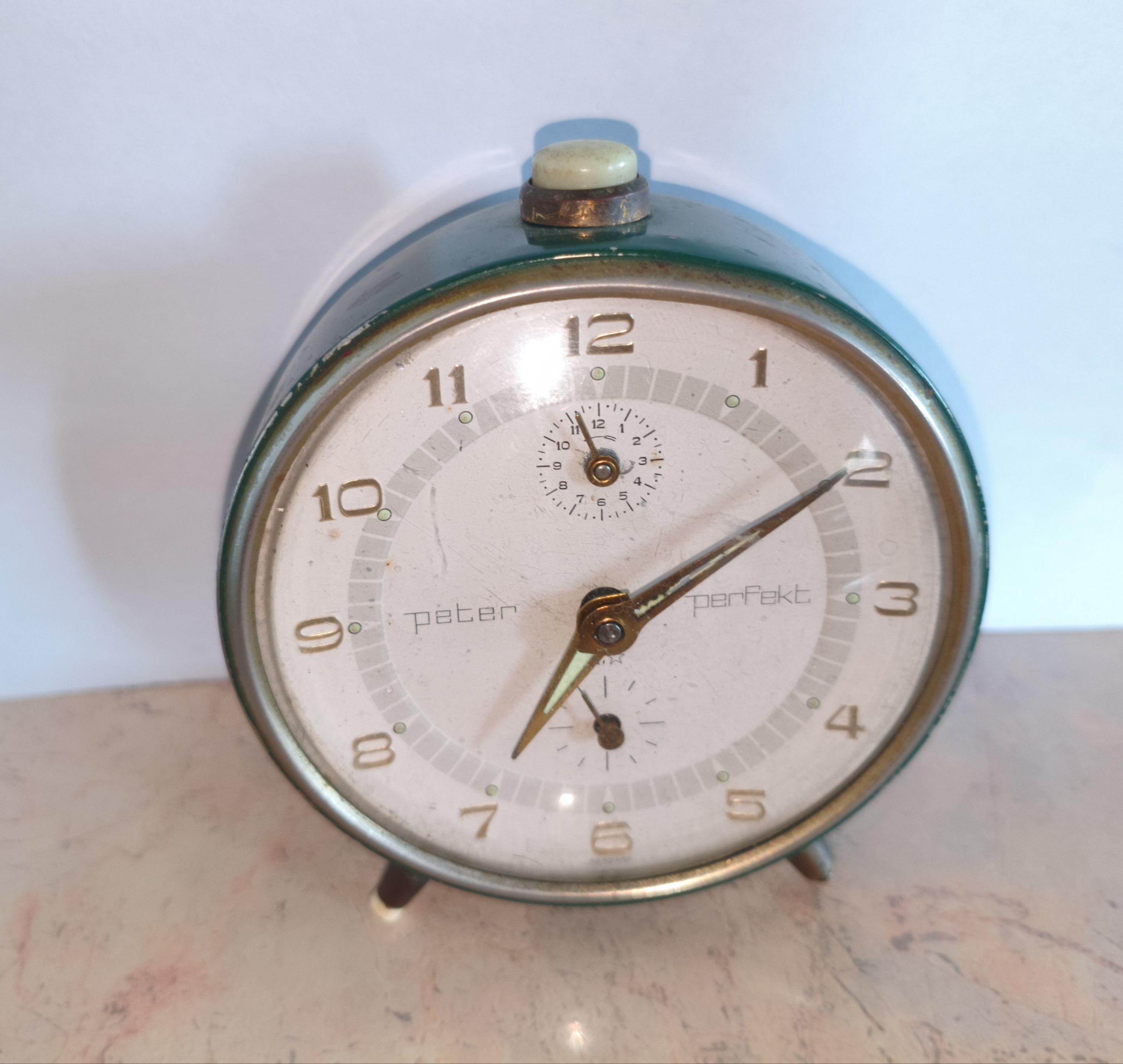 Peter alarm clock - Etsy 日本