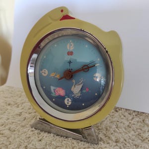 Vintage 3D Swan Animated alarm clock POLARIS CHINA . Working Vintage clock. Old alarm clock. 1970&#39;s, good working condition