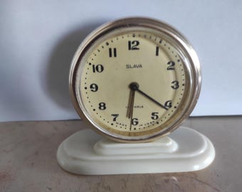 Vintage Slava väckarklocka Sovjetunionen mekanisk vind självlysande skrivbordsklocka