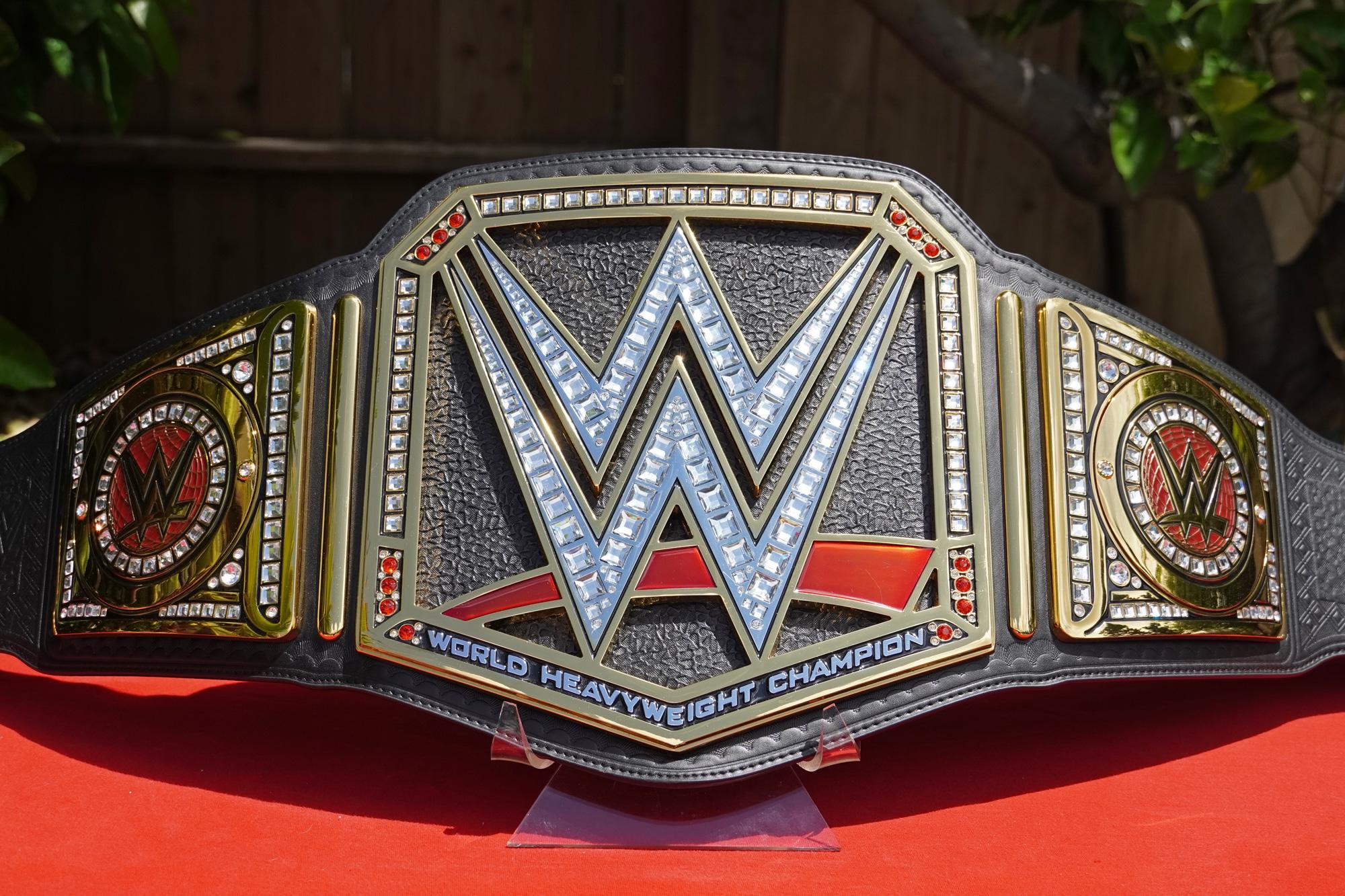 WWE レプリカベルト 海外取寄 統一WWEユニバーサル王座 レプリカチャンピオンベルト
