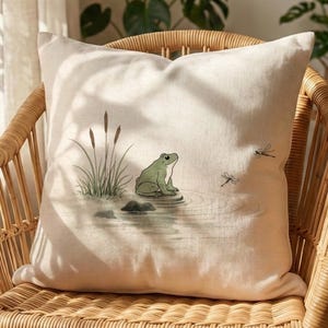 Green Frog In Pond Japandi Pillowcase, Vintage Inspired Japanese Art Throw Pillow Cover, Cottagecore Home Decor