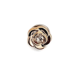 Gold Modesty Pin - Vintage Brooch - Elegant Jewellery - Classic Pin - Women&#39;s Fashion Accessory