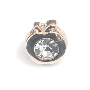 Gold Apple Modesty Brooch Pin - Vintage Brooch - Elegant Jewellery - Classic Pin - Women&#39;s Fashion Accessory