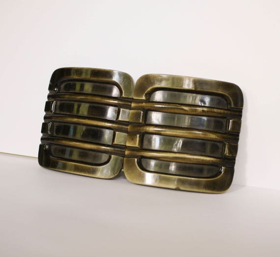 bakelite belt buckle