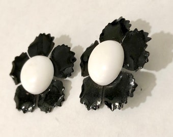 Vintage Black and White Pierced Earrings