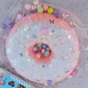 Donut Squishy Toy – Slow Rising PU Stress Relief – Cute Sweet Fidget – Soft Food Squishy for Kids & Adults