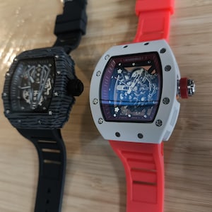 Montre personnalisée de luxe pour homme avec bracelet en caoutchouc squelette