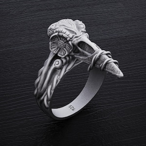 Raven Skull Ring, 925 Sterling Silver Bird Skull Jewelry, Gothic Men’s Statement Ring, Handmade Oxidized Raven Head Ring, Gift for Boyfriend