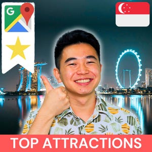 Op de afbeelding: Een man geeft een duim omhoog voor een stadsbeeld 's nachts. Het reuzenrad Singapore Flyer is zichtbaar op de achtergrond. De afbeelding bevat de tekst "TOP ATTRACTIONS" en een Google Maps-pictogram met een ster.