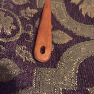Cherry naalbinding needle