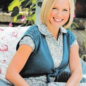 Womens Shrug Bolero Cardigan Capelet Knitting Pattern  – Easy Lightweight Tie Front  – Sizes 32-41 ins  – Instant PDF Digital Download