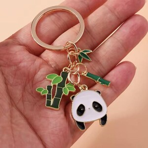 Emaillierter Panda-Schlüsselanhänger – Süßer Bambus-Anhänger für Frauen und Mädchen, Taschenaccessoire, DIY-Schmuckgeschenk für Kinder