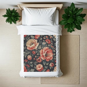 Gothic Floral Plush Blanket, Soft Throw for Gothic Home Decor, Velvet Cozy Bedding, Dark Floral Couch Blanket, Black Rose Bedroom Accent,