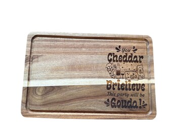 Tabla de cortar grabada con láser personalizada