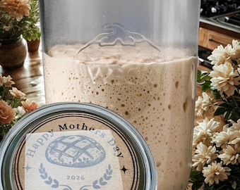 Personalized Sourdough Starter Jar – Custom Engraved Wood Lid Baking Gift