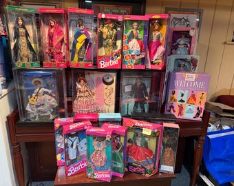 Vintage Picnic Set Barbie Doll & Accessories, Gold Label Barbie