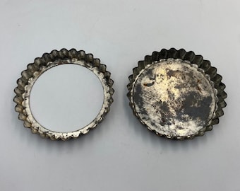 Vintage Set of 2 Fluted Tart Pans Removable Bottoms 4 Inch Round Small Tins